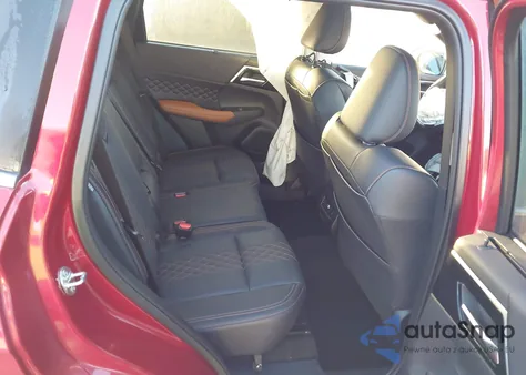 2024 Mitsubishi Outlander Sel 2.5 /Sel Black Edition /Sel Platinum Edition from USA, damaged, VIN JA4J4WA83RZ069543